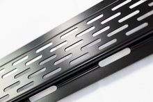 Load image into Gallery viewer, Overland Kitted Universal Mounting Plate for MAXTRAX® MKII and XTREME