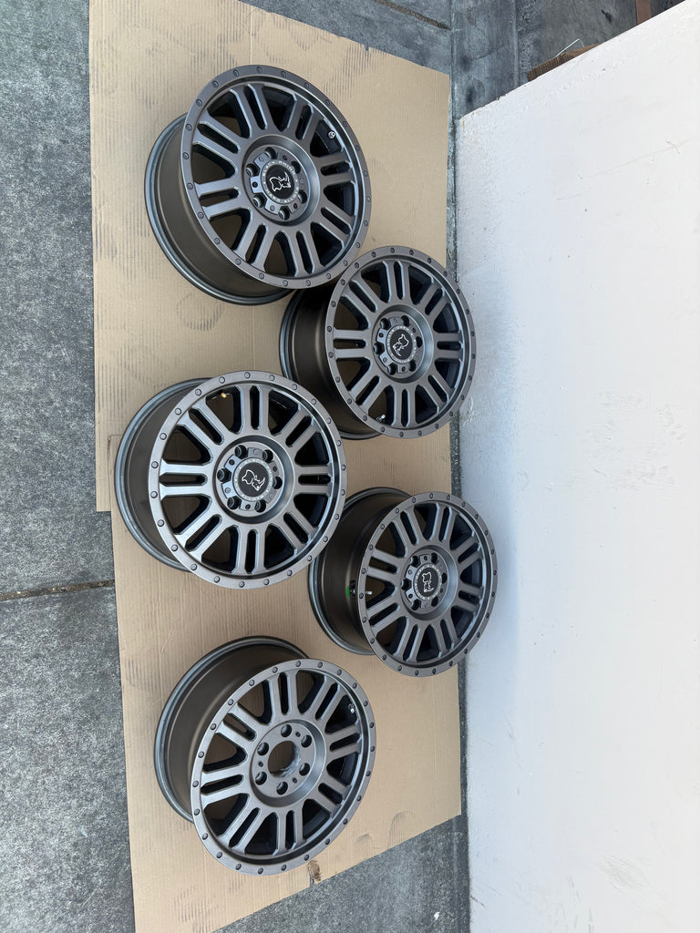 Black Rhino wheels (YELLOWSTONE)