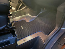 Load image into Gallery viewer, Carpet Floor Mats Sprinter 907 Cargo
