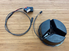 Load image into Gallery viewer, LED Grill Emblem Sprinter 907