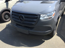 Load image into Gallery viewer, Black Front Emblem Sprinter 907