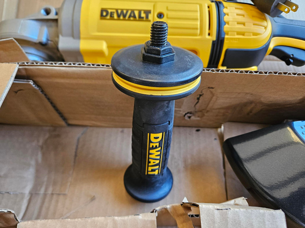 DeWalt DWE4599N 9" Angle Grinder – Brand New (GARAGE SALE)