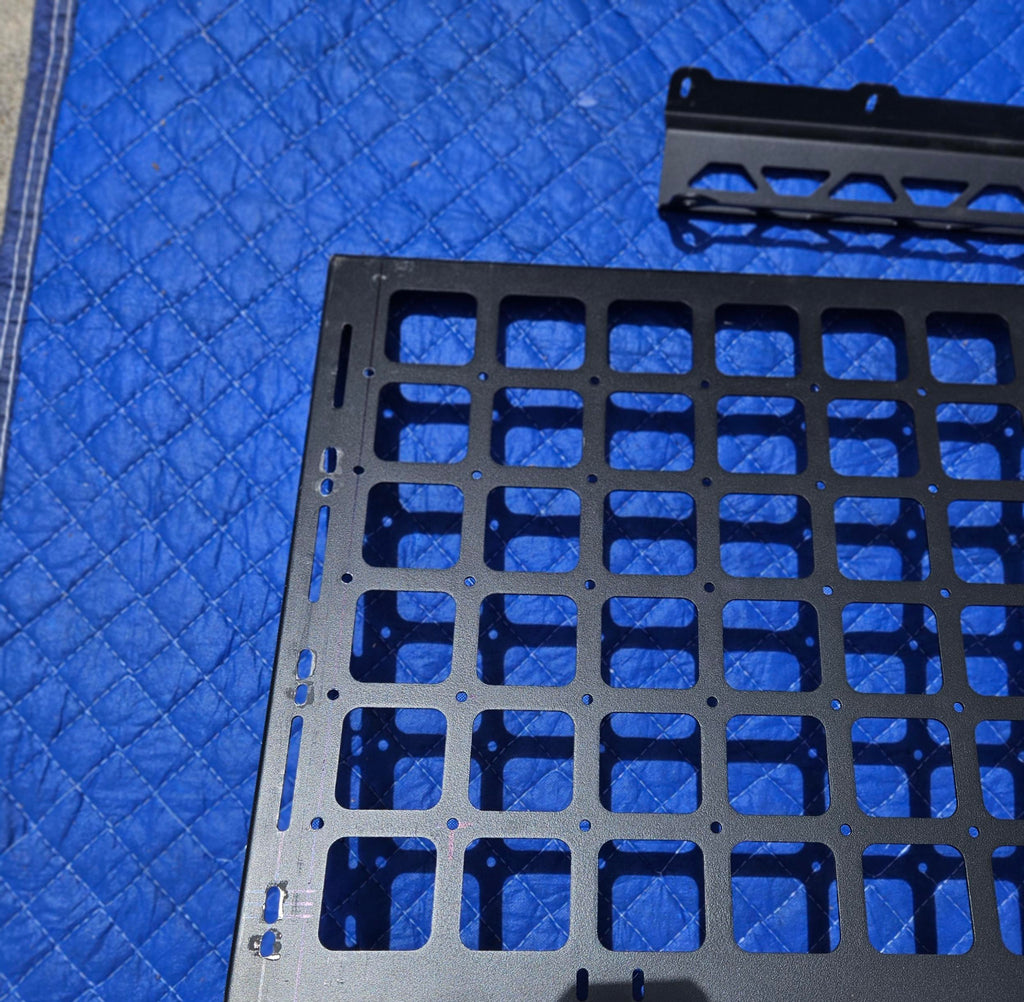BISON GEAR Roof Shelf - Grenadier (GARAGE SALE)