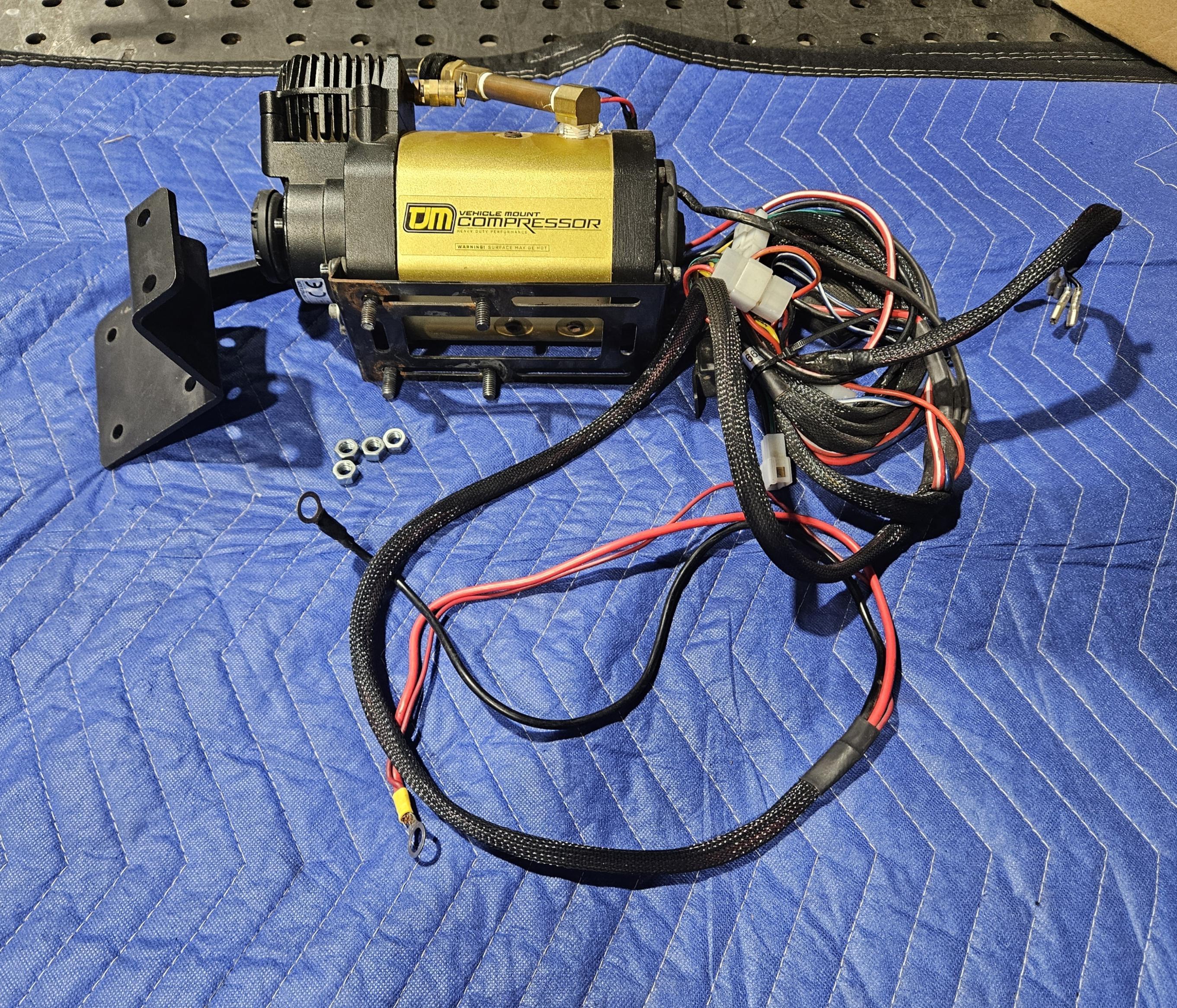 Used TJM Pro Series Single Vehicle-Mount Air Compressor – Ineos Grenadier (GARAGE SALE)