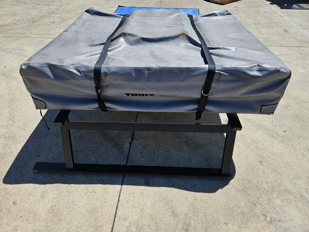 Used Thule Tepui Explorer Kukenam 3-person rooftop tent in Haze Gray (GARAGE SALE)